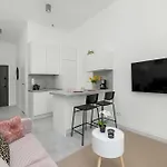 Appartement Nowoczesne Typu Z Parkingiem By Renters *
